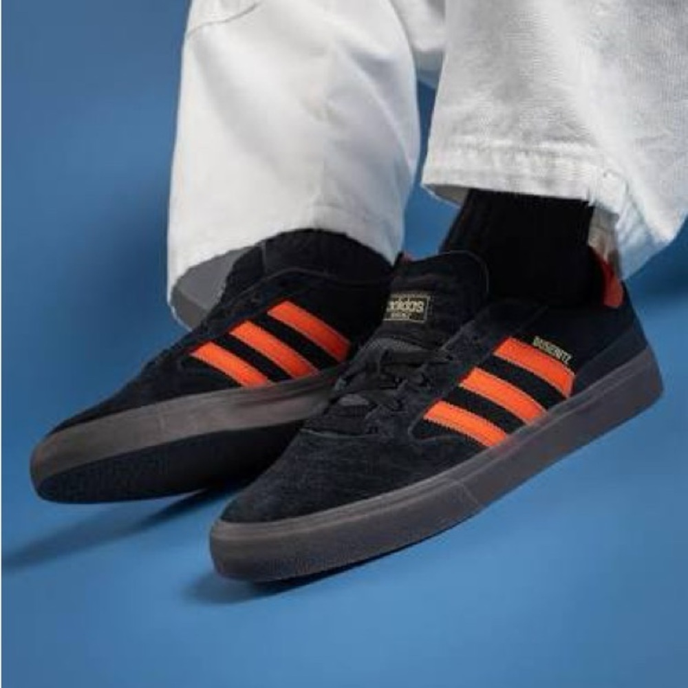 Adidas Busenitz (Men’s 9) Perfect Condition!